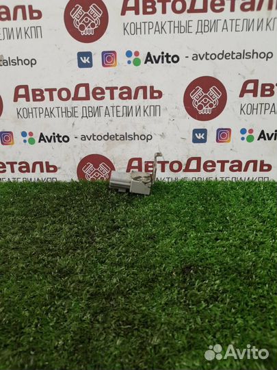 Конденсатор катушки зажигания Toyota Camry XV40