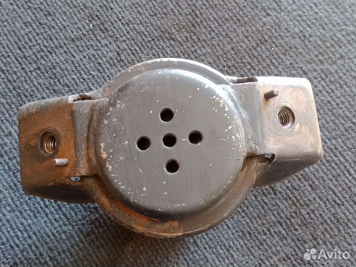 Подушка двигателя Фольксваген Пассат б3