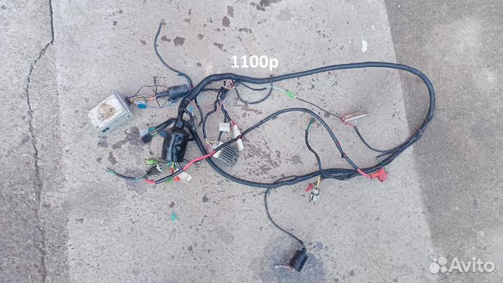 Запчасть на китайский скутер 139qmj запчасти