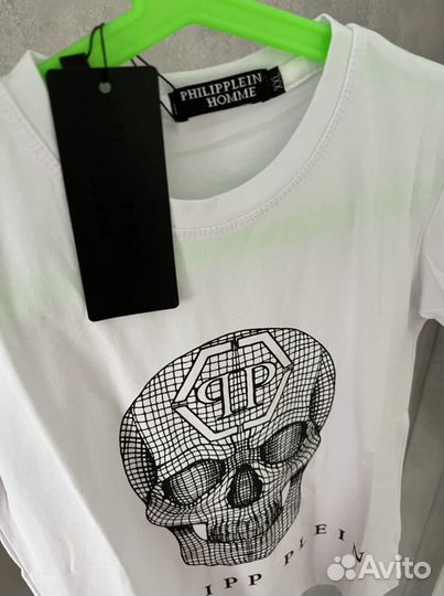 Новая футболка philipp plein