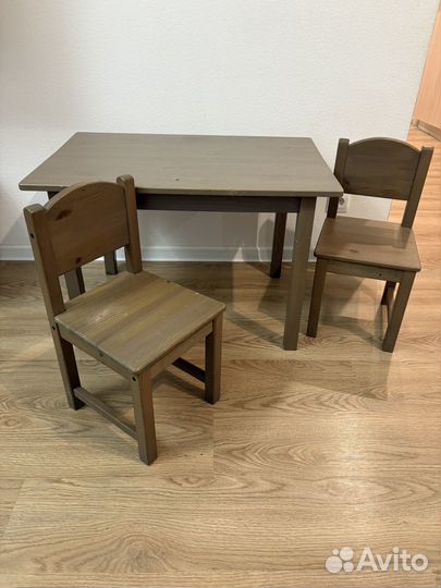 Детский стол и стул IKEA