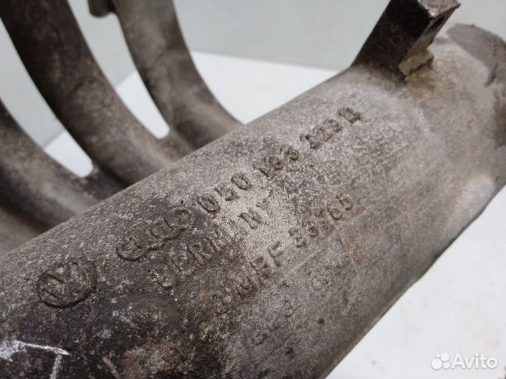 Коллектор впускной Volkswagen Passat B5 1.6 1998