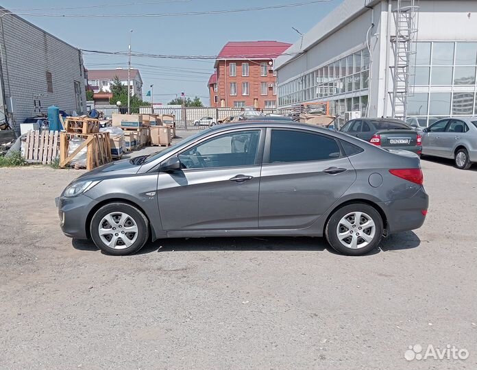 Hyundai Solaris 1.6 AT, 2012, 157 000 км