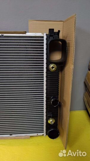 Радиатор охлаждения Mercedes W221 W216 S-Class