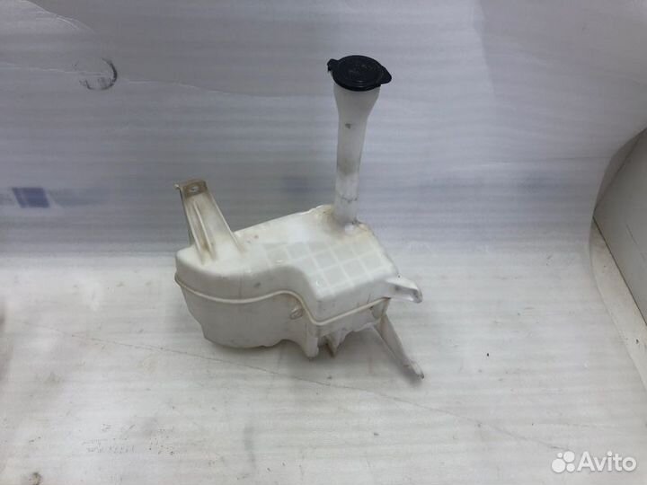 Бачок омывателя Toyota Camry V50/V55 2011- 2018