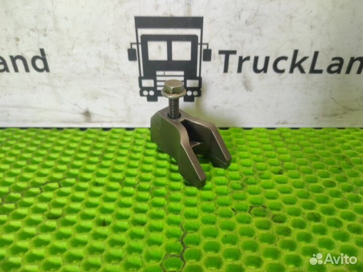 Кронштейн форсунки Daf Xf 106