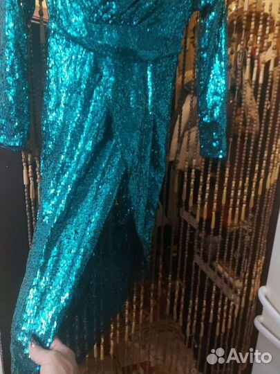 Вечернее платье