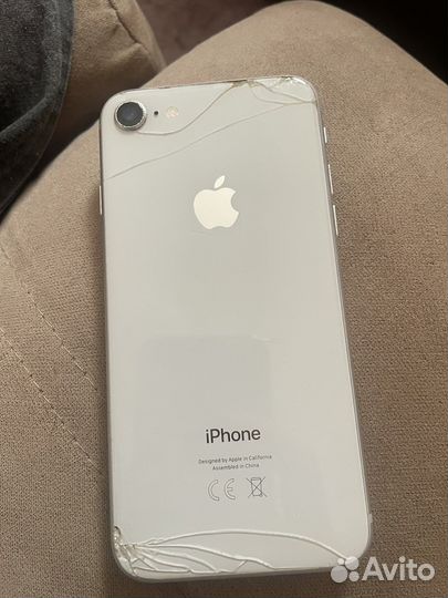 Телефон iPhone