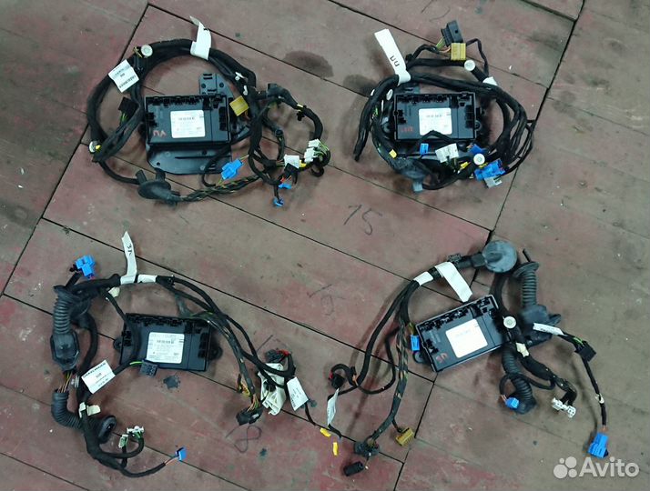 Блоки управления дверьми с проводкой Mercedes w221