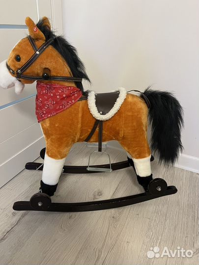 Качалка лошадь