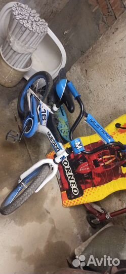 Детский велосипед четырехколесный