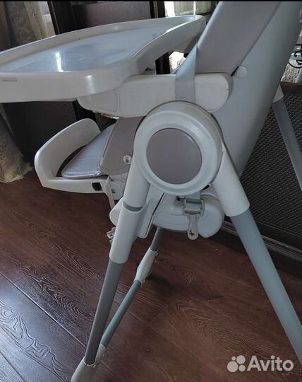 Стульчик для кормления luxmom