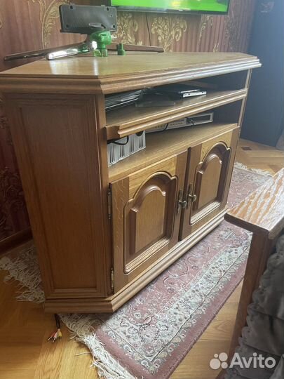 Тумба под телевизор