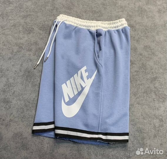 Шорты Nike