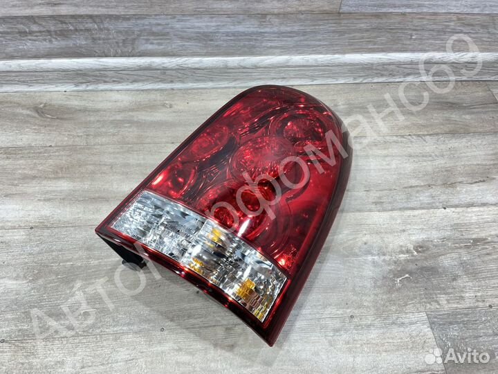 Фонарь левый правый SsangYong Rexton 1 (2001-2008)