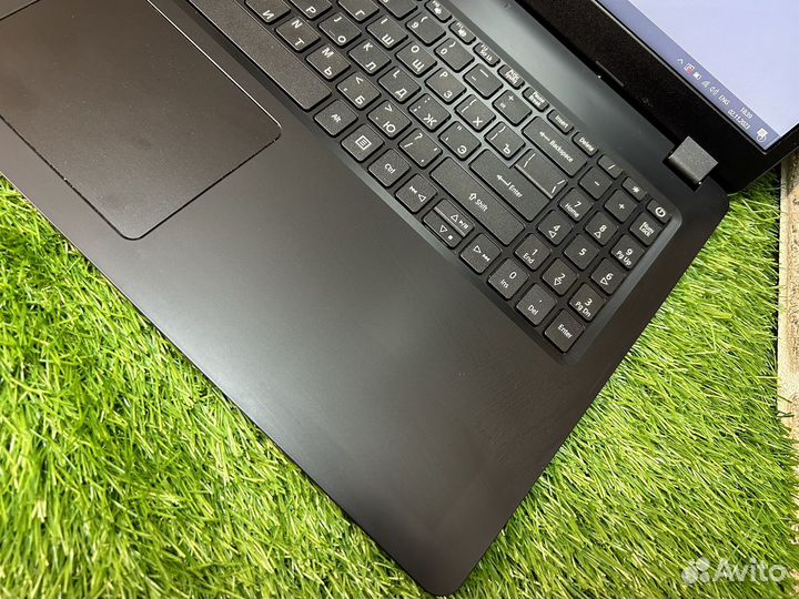 Быстрый Full HD 2021г 4 ядра Athlon 300U/8/SSD256