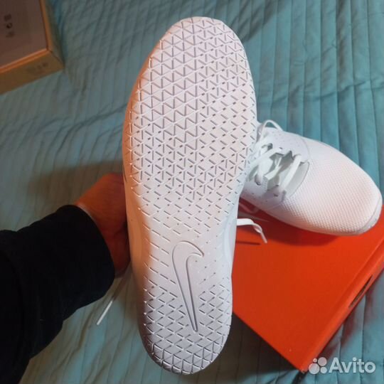 Кроссовки nike женские