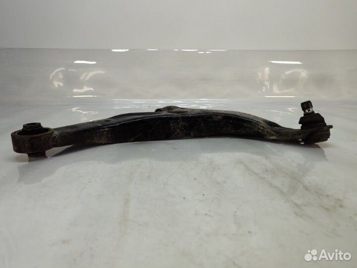 Рычаг подвески нижний передний правый Mazda