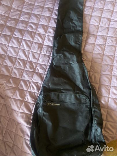 Акустическая гитара 