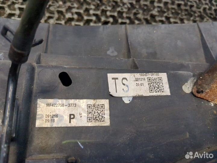 Вентилятор радиатора Toyota Avensis 3, 2010