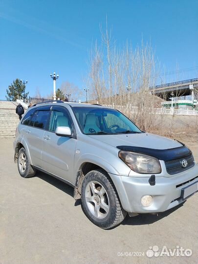 Toyota RAV4 2.0 МТ, 2004, 306 000 км