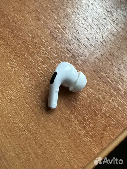 Airpods pro 1 правый наушник