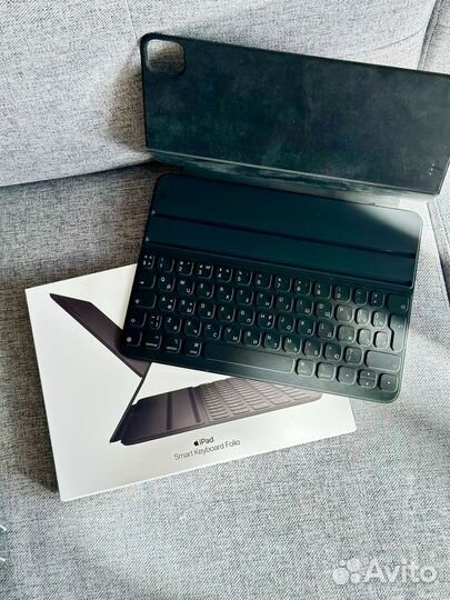 Клавиатура apple iPad SMART Keyboard Folio