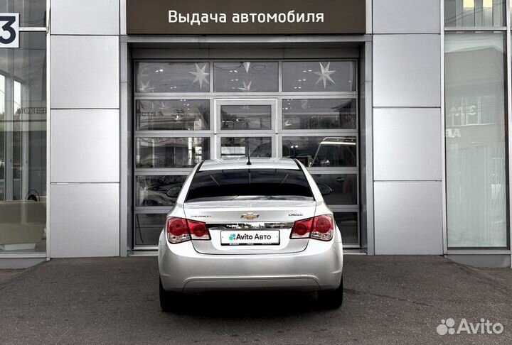 Chevrolet Cruze 1.6 МТ, 2011, 140 100 км