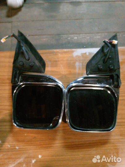 Зеркала Митсубиси Паджеро