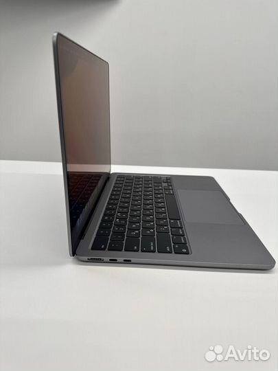 MacBook Air 13 M2 2022