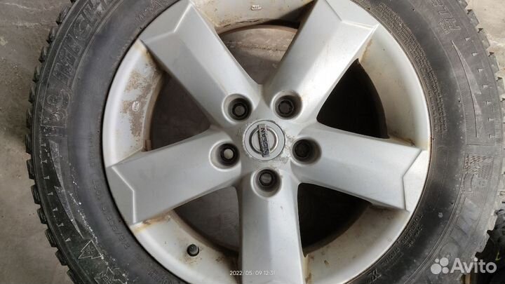 Комплект колес 215/65 R16 Michelin Nissan