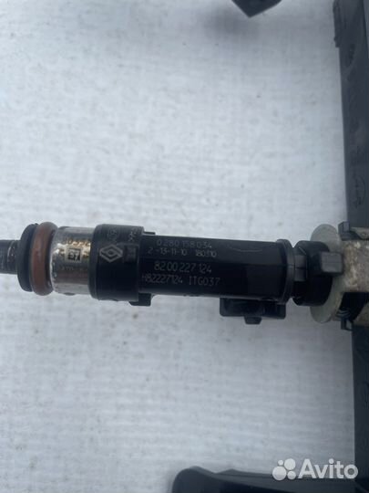 Топливная рампа с форсунками logan