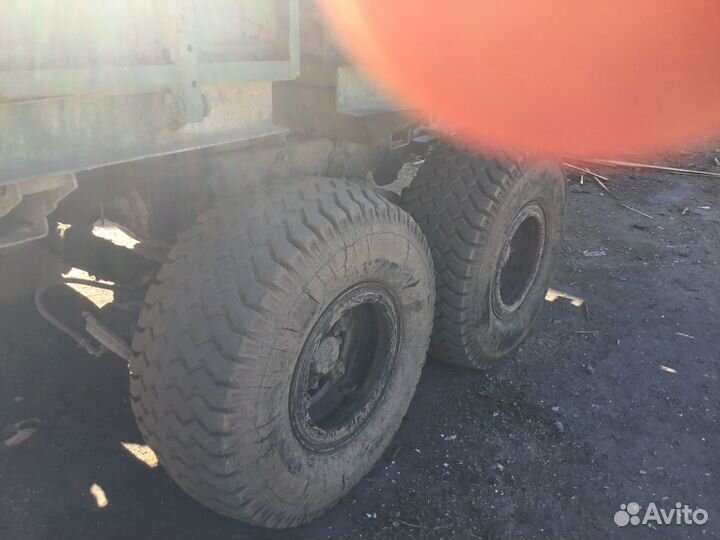 Прицеп тракторный 2ПТС-4,5 8549, 2006