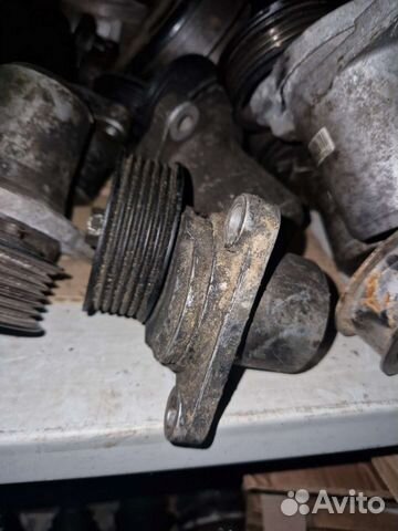 Натяжитель ремня двс мазда 3 бк 1.6 z6