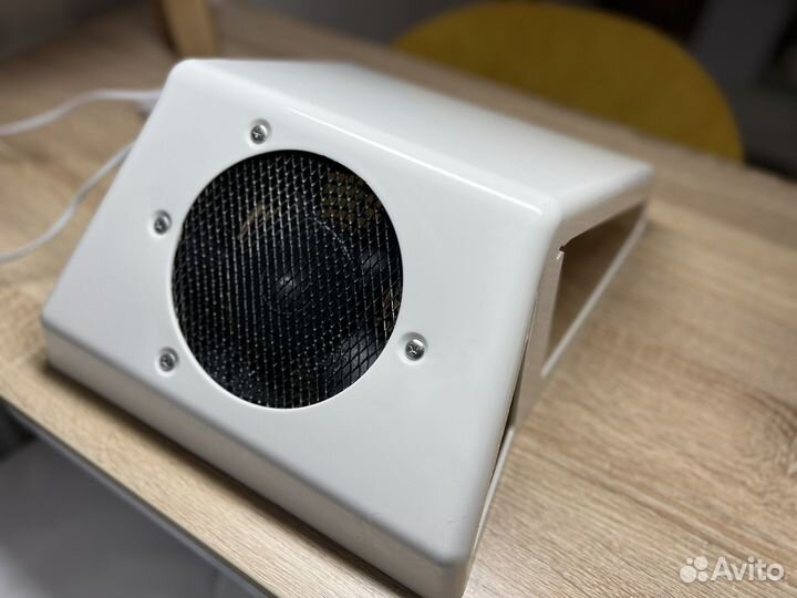 Вытяжка для маникюра напольная