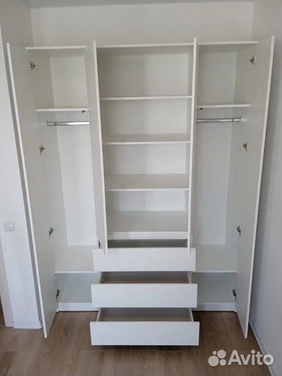 Шкаф белый распашной + 3 ящика 1600/1800