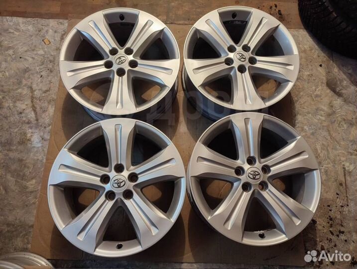 Диски Toyota R19 5x114,3 цо 60,1 мм. оригинал