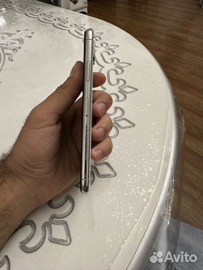 iPhone X, 64 ГБ