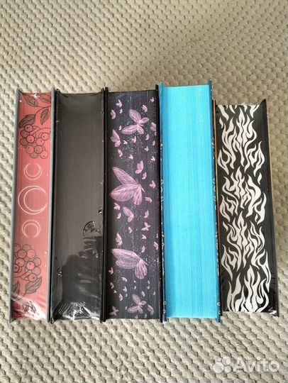 Анна Джейн, Лия Арден, Стейс Крамер