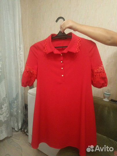 Платье красное