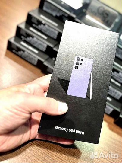 Samsung Galaxy S24 Ultra, 12/256 ГБ