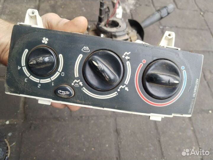 Блок управления печкой Рено Меган 1