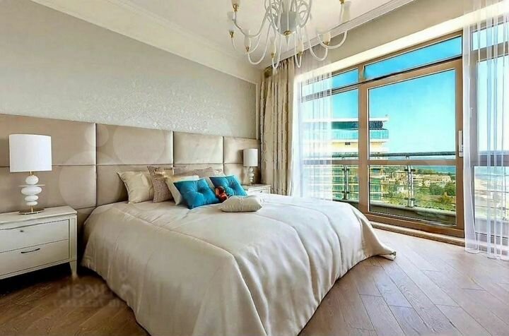 3-к. квартира, 160 м², 16/26 эт.