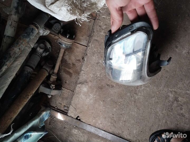 Kia cerato 2012 фара правая