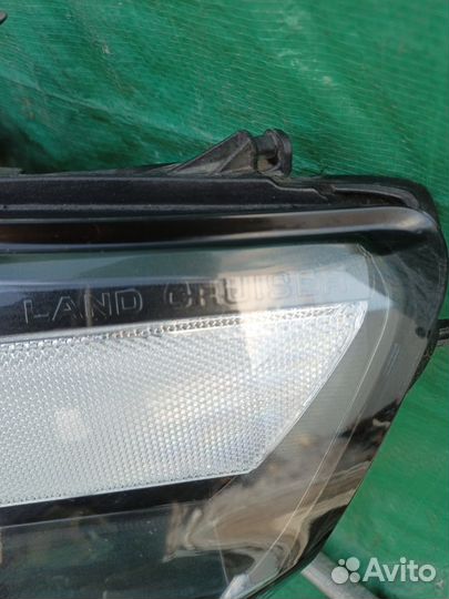 Фара передняя левая Toyota Land Cruiser 200 2015+