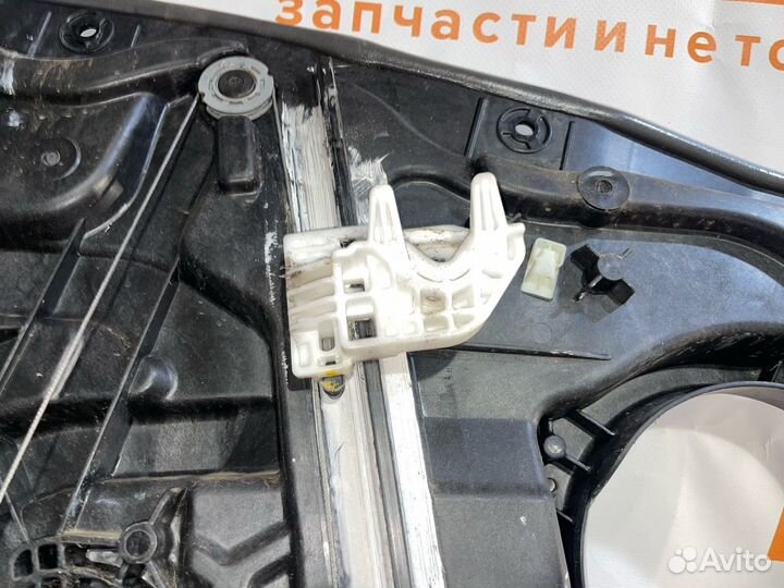 Стеклоподъемник передний правый Hyundai Santa Fe