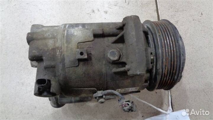 Компрессор системы кондиционирования Opel Astra J