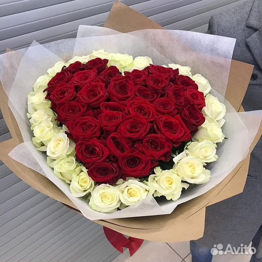 Сердце из роз букет