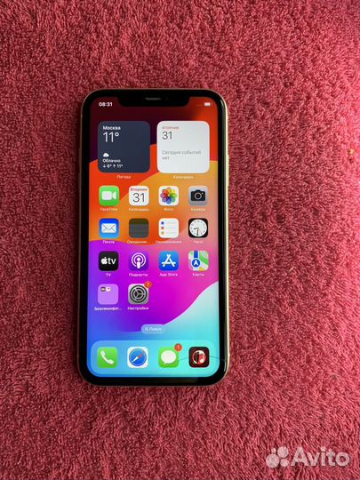 iPhone 11, 64 ГБ