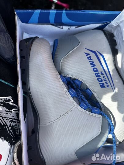 Лыжные ботинки